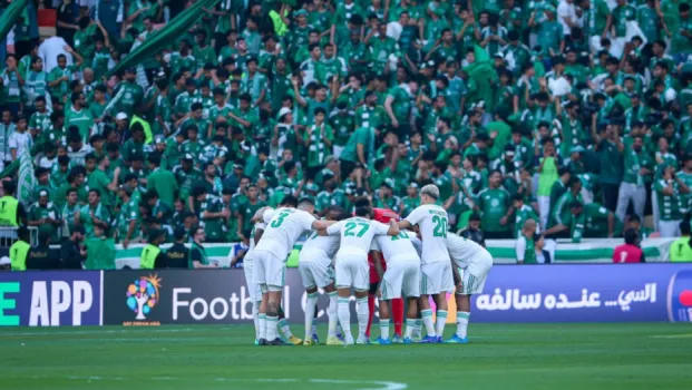 وليد الفراج يفجرها: الأهلي السفير السعودي الوحيد في قارة آسيا