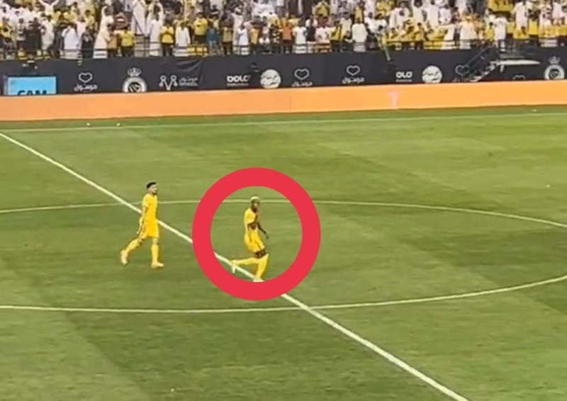 أندرسون تاليسكا أمام الأهلي أندرسون تاليسكا أمام الأهلي