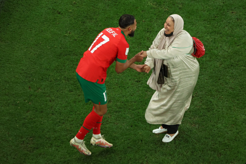 احتفال سفيان بوفال