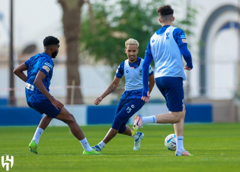 الهلال