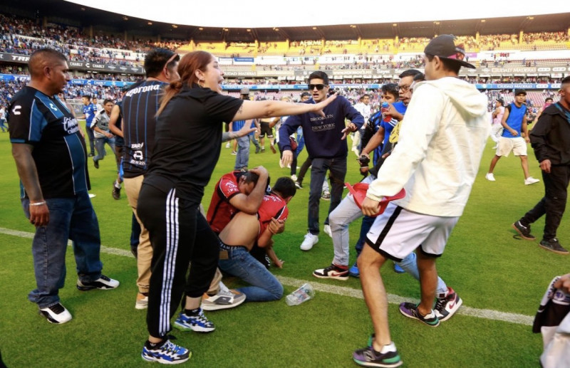 جماهير كويريتارو وأطلس في الدوري المكسيكي جماهير كويريتارو وأطلس في الدوري المكسيكي