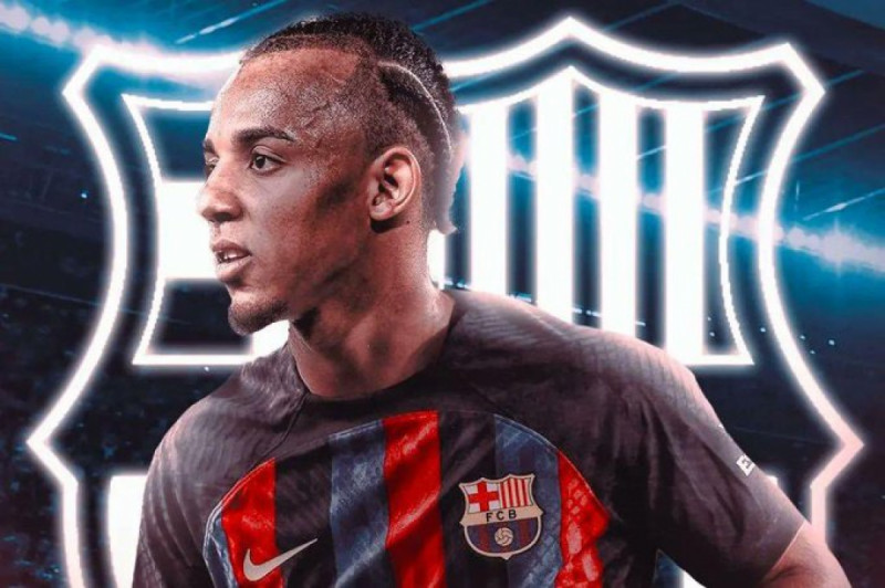 جولز كوندي لاعب برشلونة