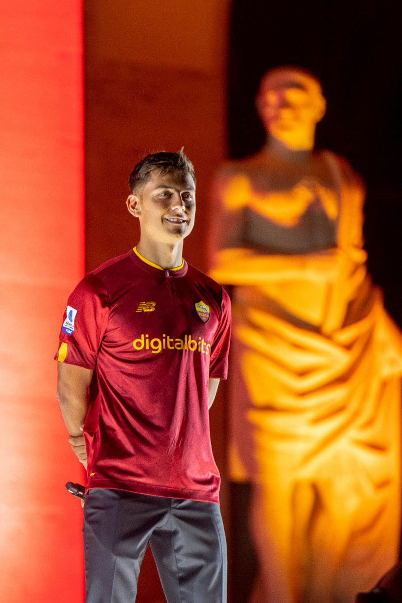 ديبالا ديبالا