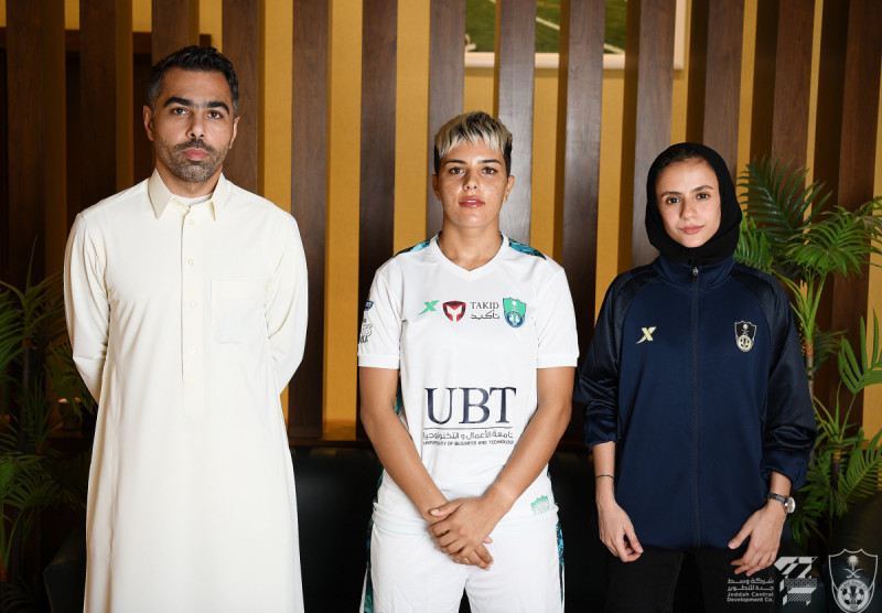 سناء اليعقوبي سناء اليعقوبي