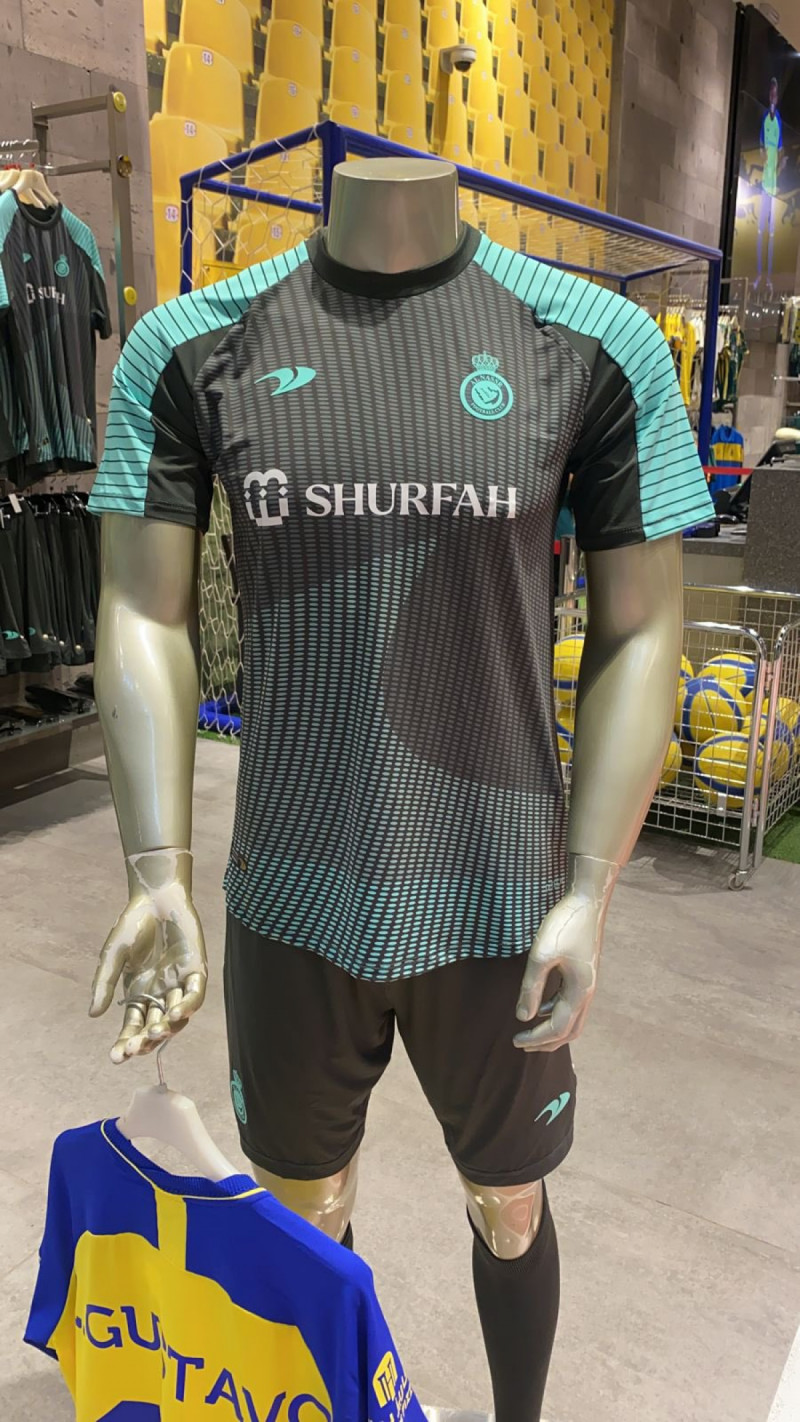 طقم النصر الجديد طقم النصر الجديد