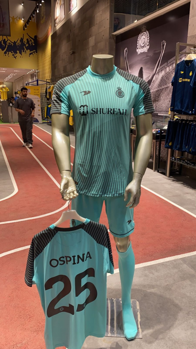 طقم النصر الجديد طقم النصر الجديد