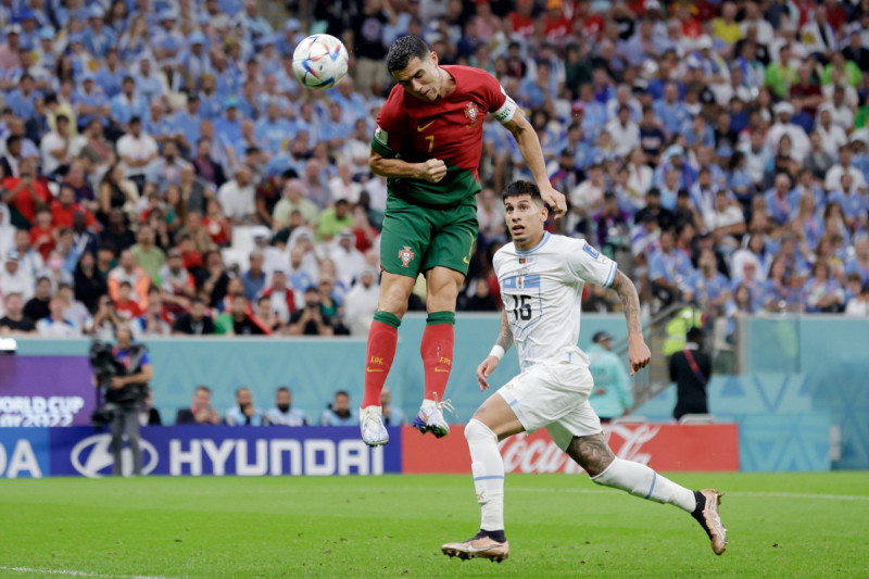 كريستيانو رونالدو حاول لمس عرضية برونو برأسه قبل أن تدخل مرمى أوروجواي