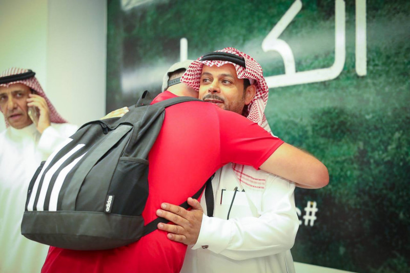 مارتن سيفيلا يودع أبها