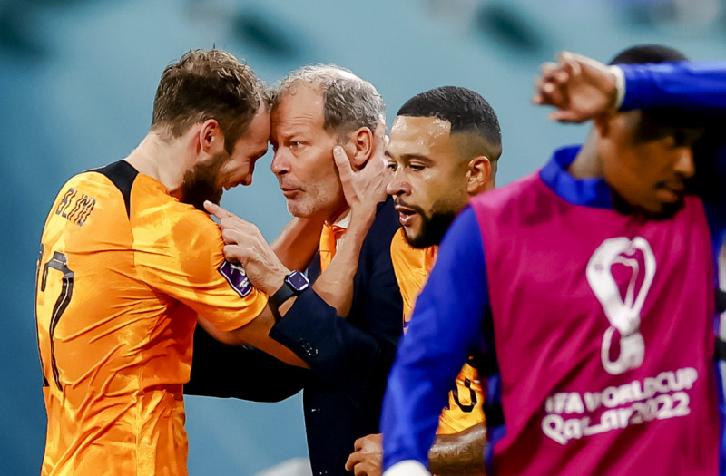 هولندا وأمريكا