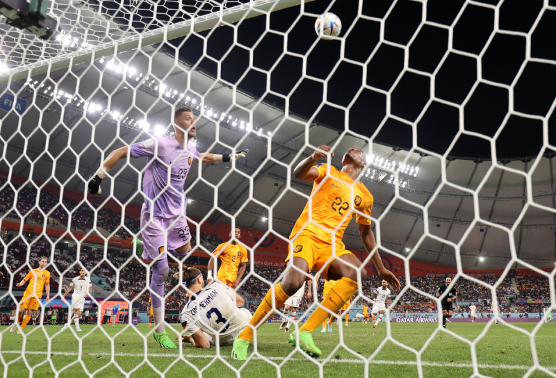 هولندا وأمريكا