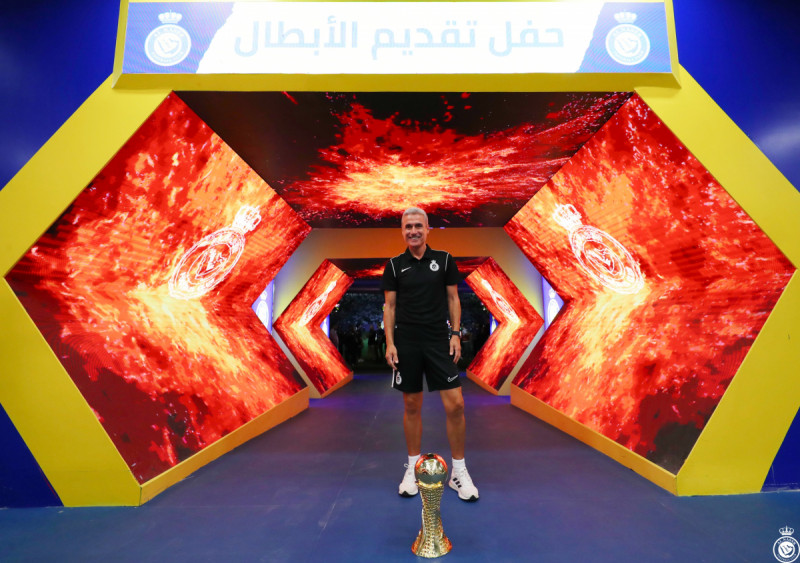 حفل تقديم النصر حفل تقديم النصر