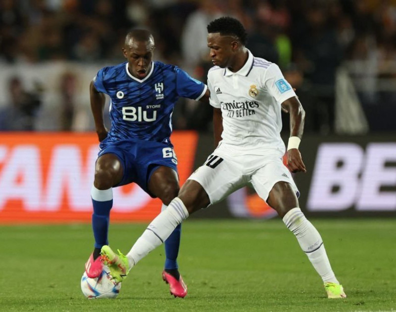 سعود عبدالحميد يحرج الاتحاد ويوجه رسالة لجماهير الهلال