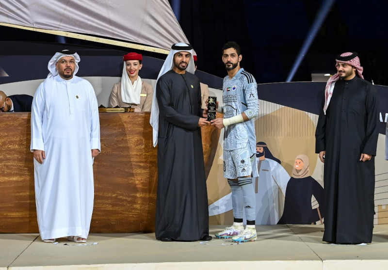 عادل الحوسني