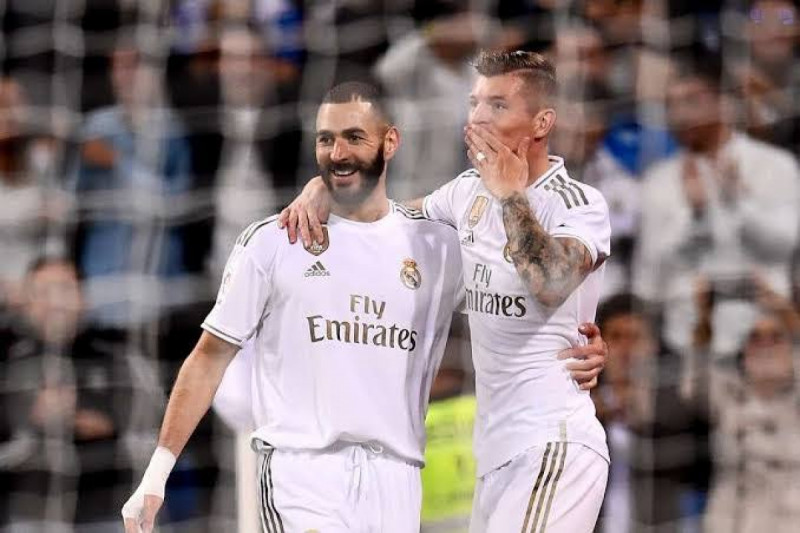 كروس وبنزيما كروس وبنزيما