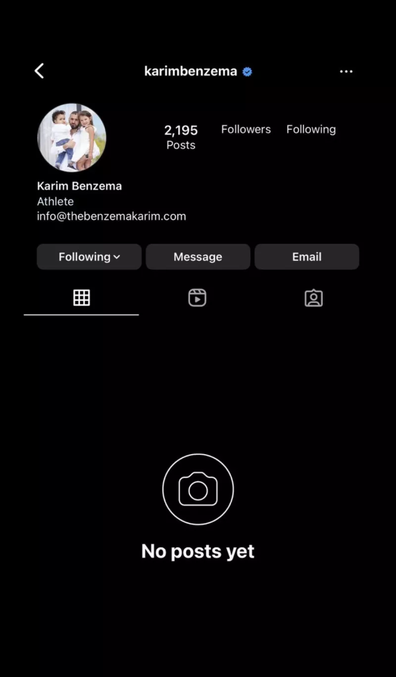 كريم بنزيما يعلق حسابه في إنستجرام