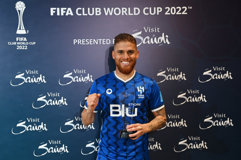 كويلار أفضل لاعب كويلار أفضل لاعب