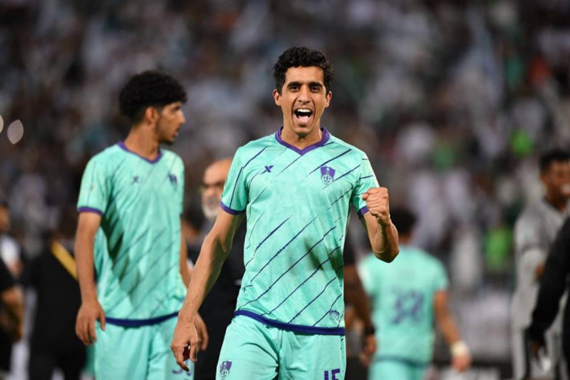 لاعب النادي الأهلي إبراهيم الزبيدي لاعب النادي الأهلي إبراهيم الزبيدي