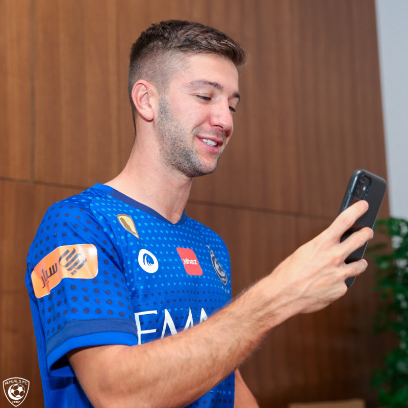 لوسيانو فييتو نجم نادي الهلال