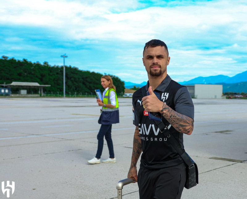 وصول بعثة الهلال