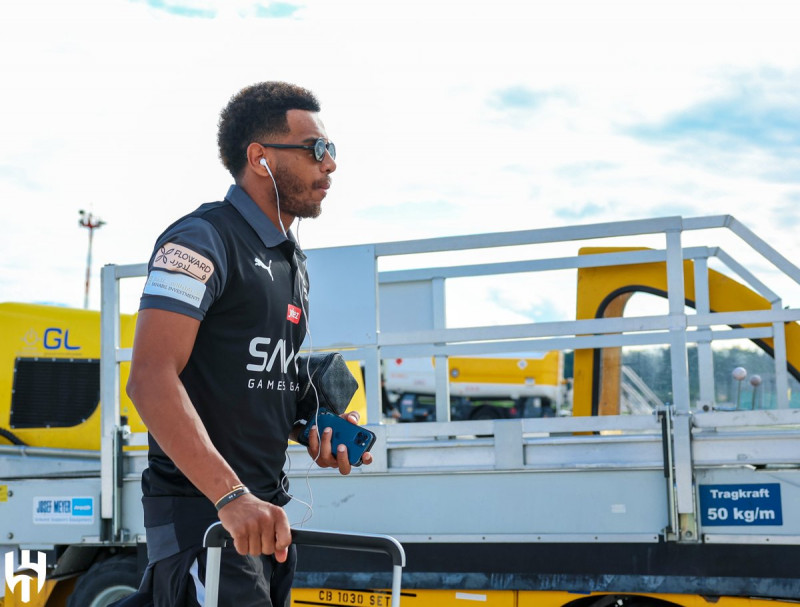 وصول بعثة الهلال