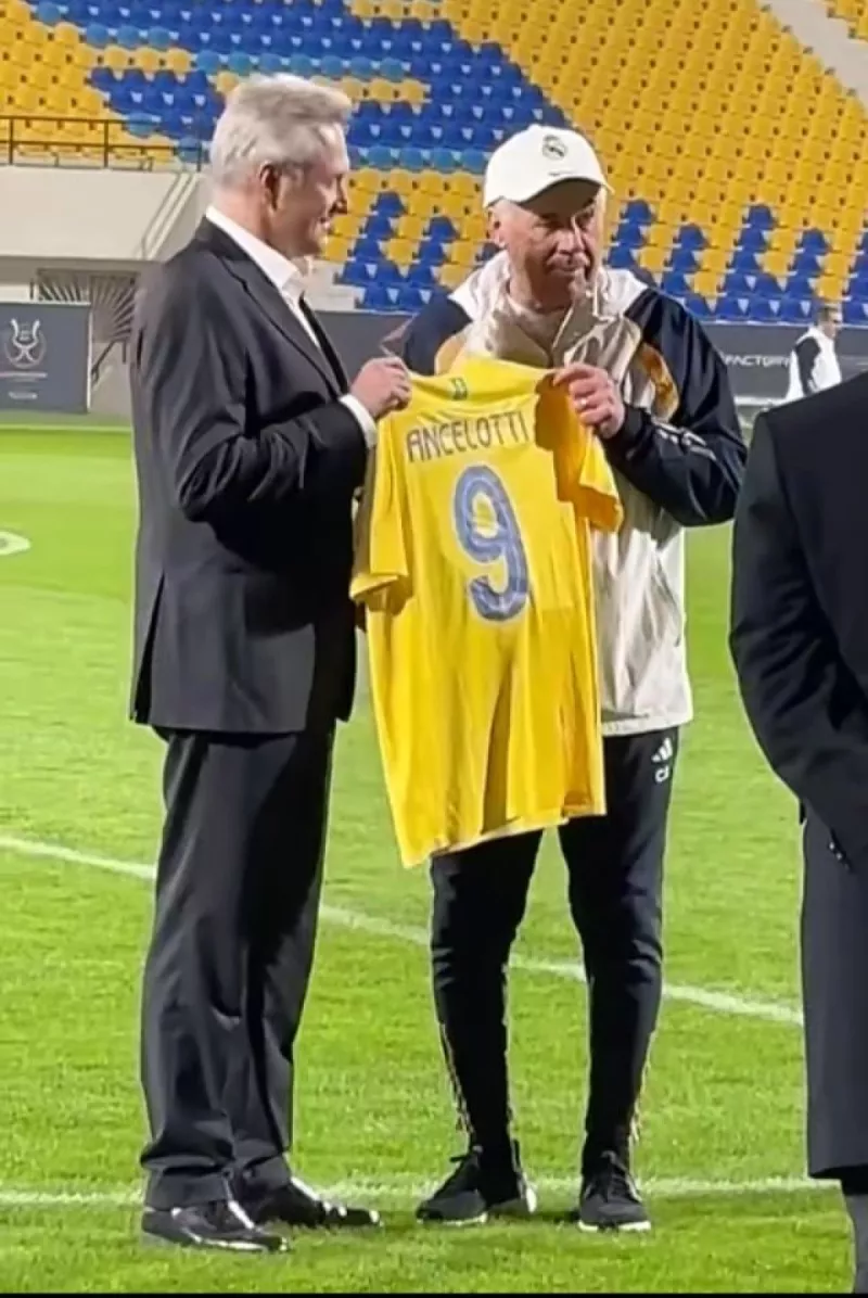 أنشيلوتي وقميص النصر أنشيلوتي وقميص النصر