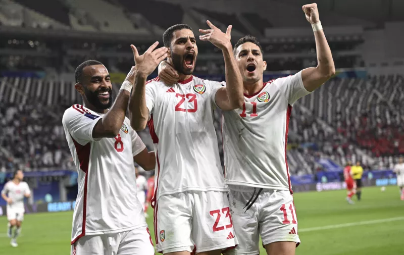 الإمارات الإمارات