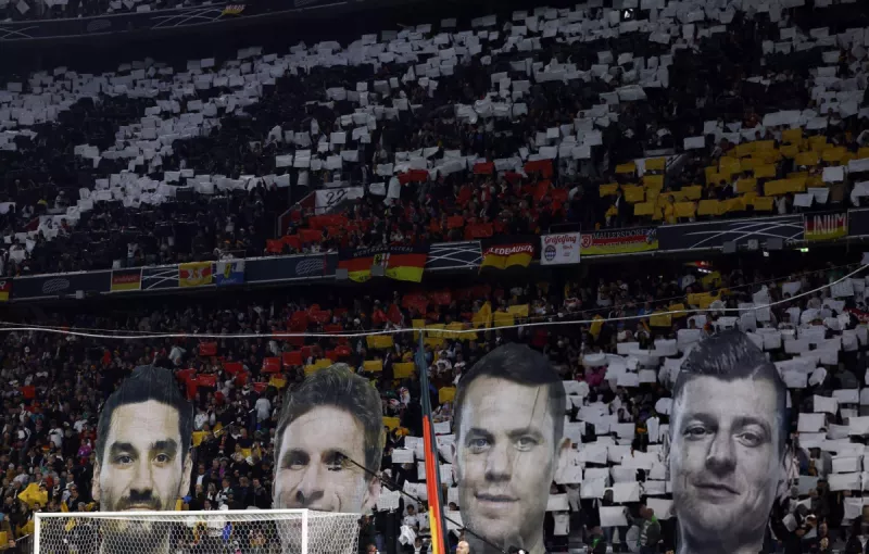 صورة وداعية لنجوم المنتخب الألماني أساطير ألمانيا