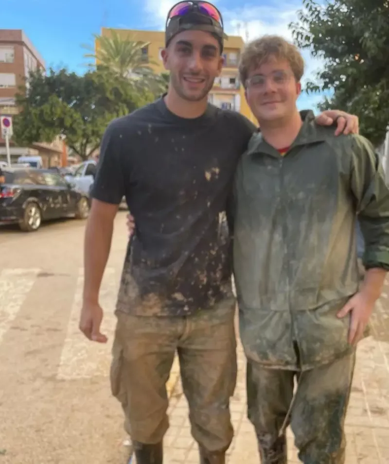 في فريق إنقاذ