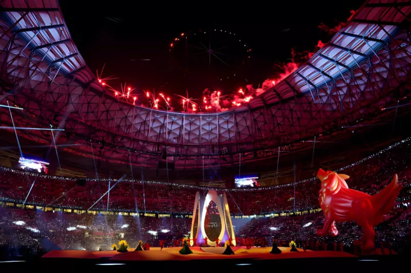 قطر وبهدفه اليوم أمام نظيره اللبناني، رفع المعز علي رصيده من الأهداف في كأس آسيا إلى 10 أهداف، ليكون قريب من كسر رقم علي دائي كأثر اللاعبين تسجيلًا في بطولة كأس آسيا، برصيد 14 هدف.