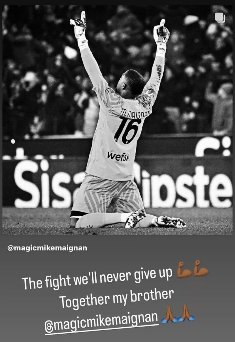 ميندي يدعم مايك ماينان