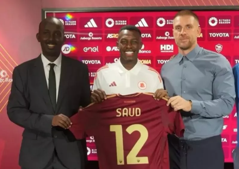 وكلفت صفقة انتقال سعود عبدالحميد إلى روم وكلفت صفقة انتقال سعود عبدالحميد إلى روما الإيطالي من الهلال 3 ملايين يورو، حيث يمتد عقد اللاعب مع ذئاب العاصمة لأربع مواسم، بداية من الموسم الحالي.